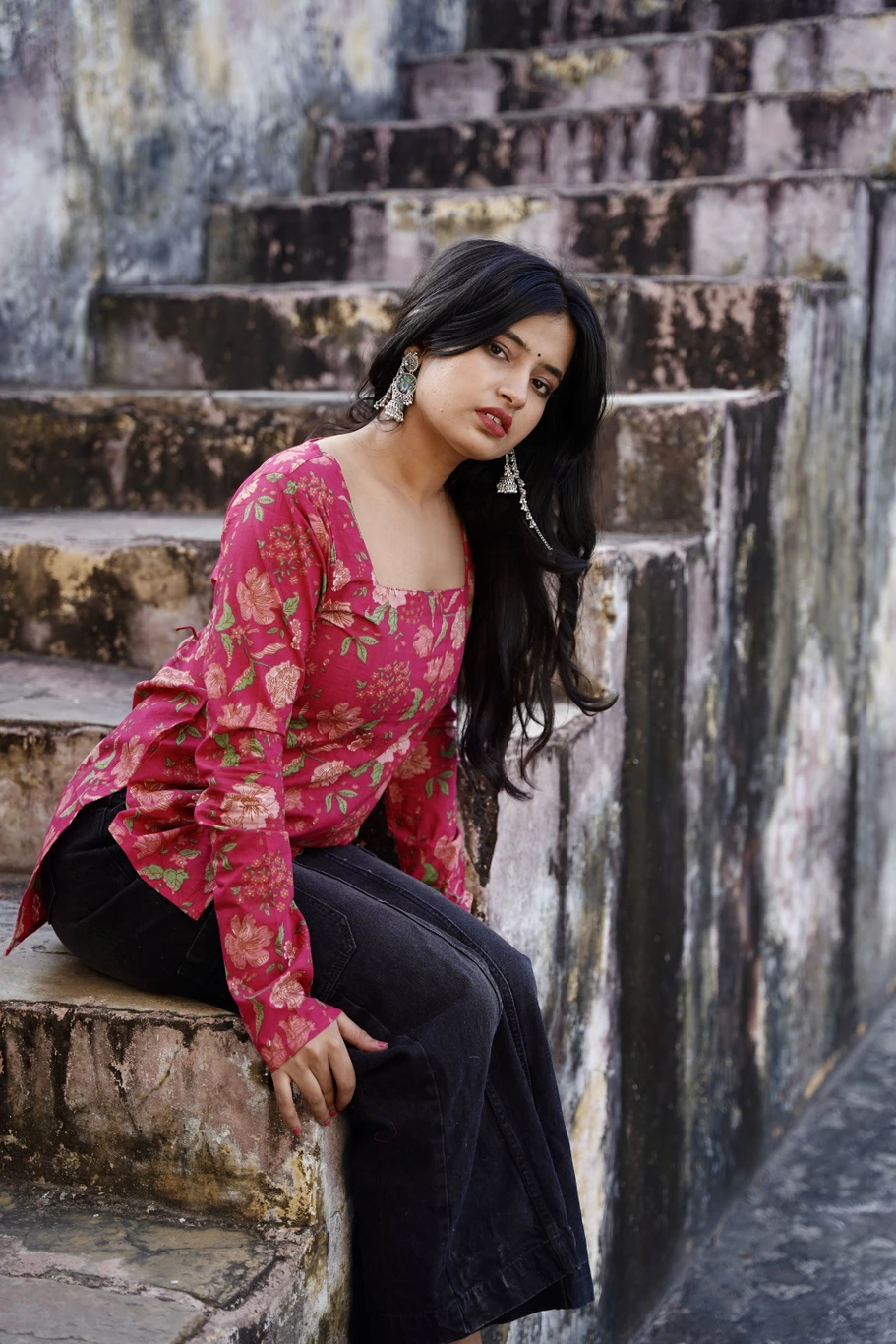 Trendy Pink Floral Short Kurti for Women with Square Neck – Casual Ethnic Top